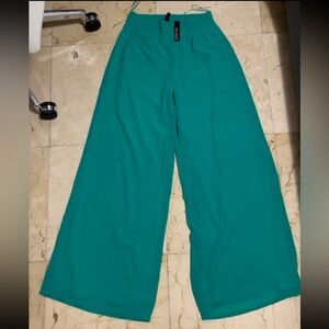 Miss Avenue NWT Palazzo Pants